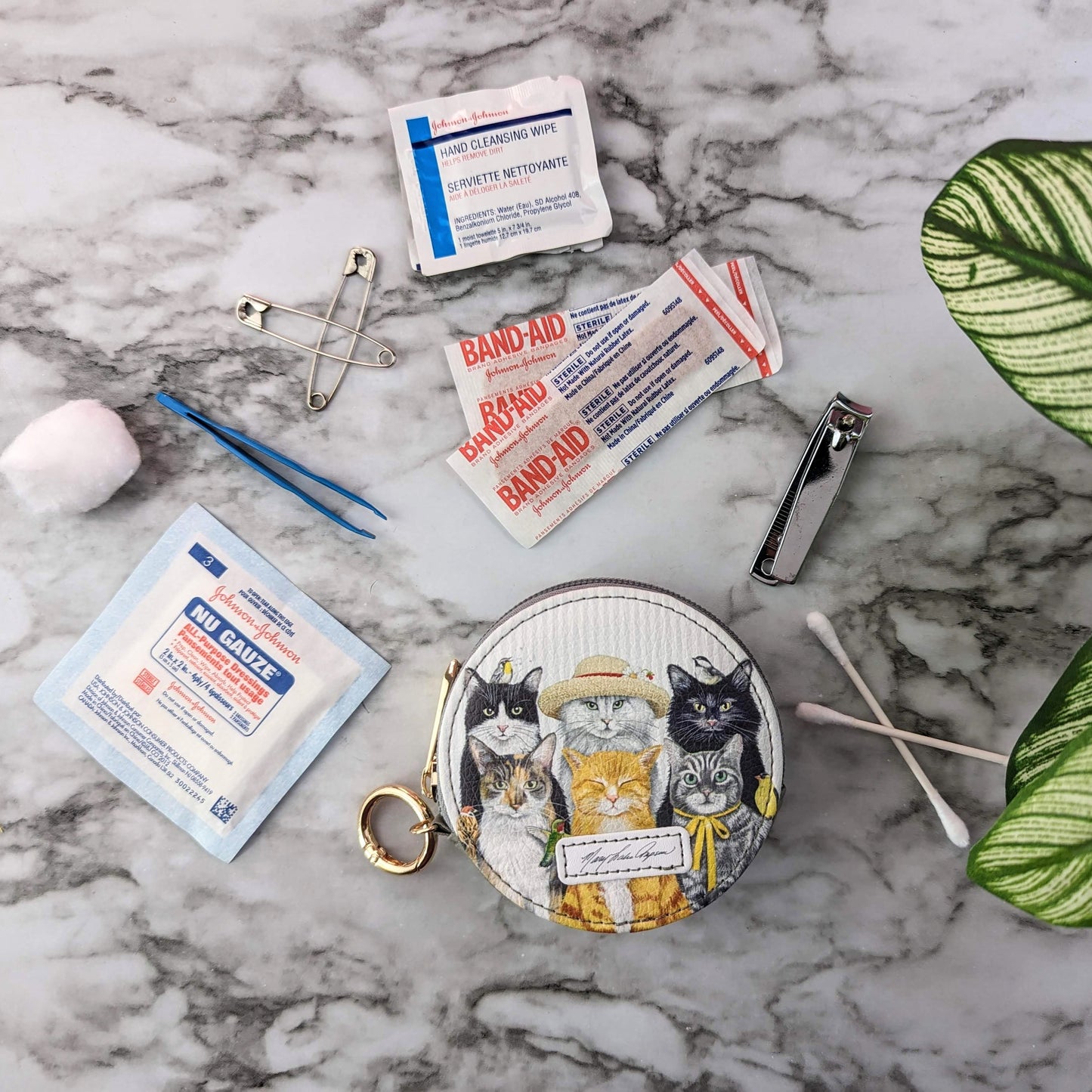 Mary Lake Thompson Cats Round Zipper Case