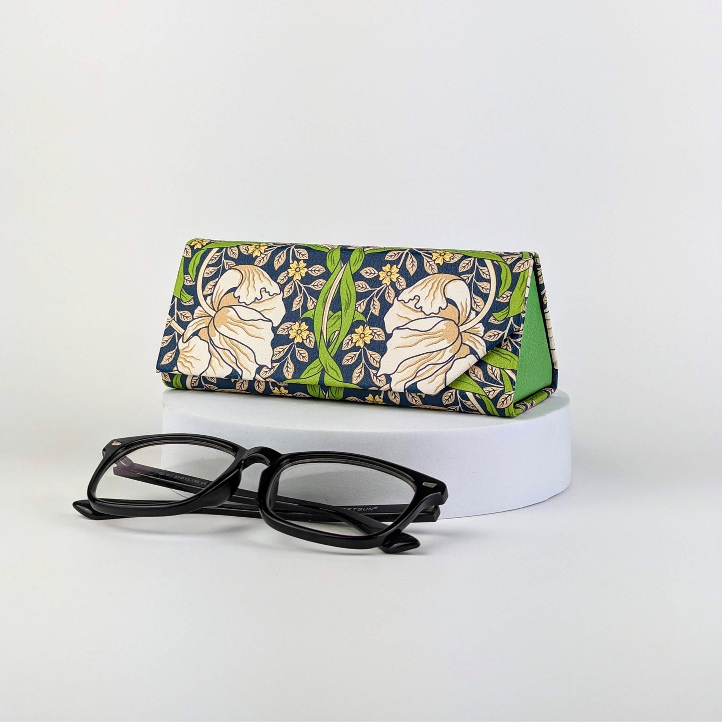William Morris Pimpernel Eye/Sunglass Case